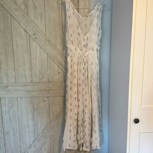 Beautiful flowy Roxy dress size large white and black